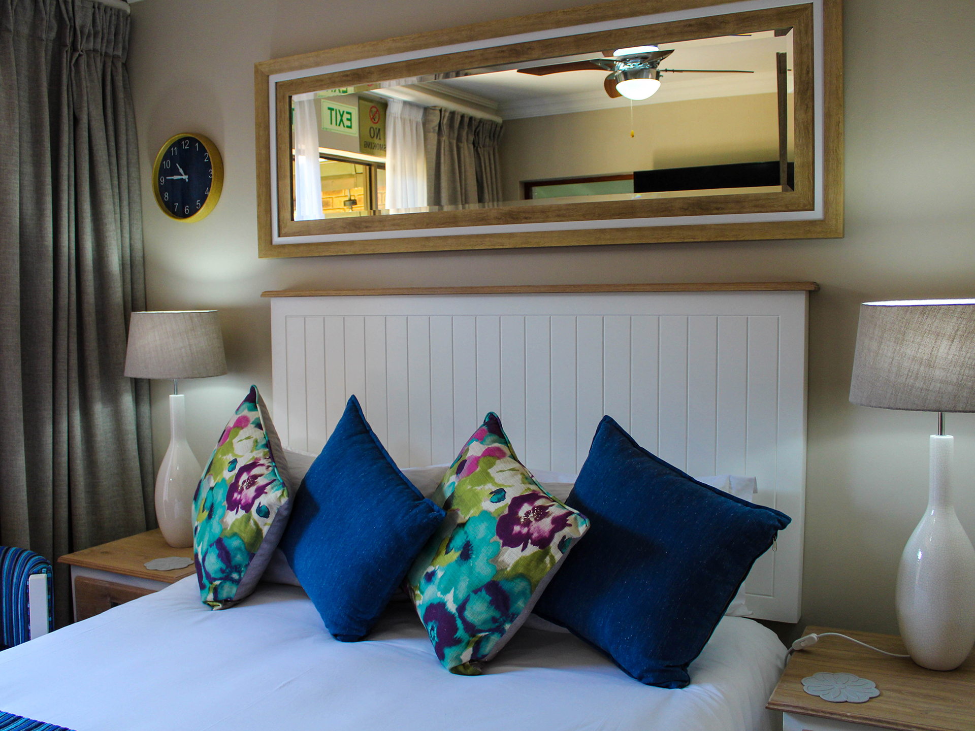 Neptune Room #6, 7th Heaven Guesthouse, Heldekruin, Roodepoort